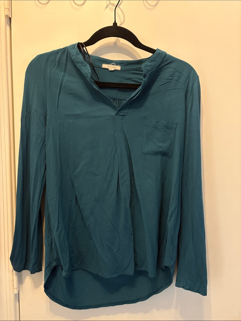 Pleione Women’s Teal V-Neck Blouse Size SP Business Casual Normcore